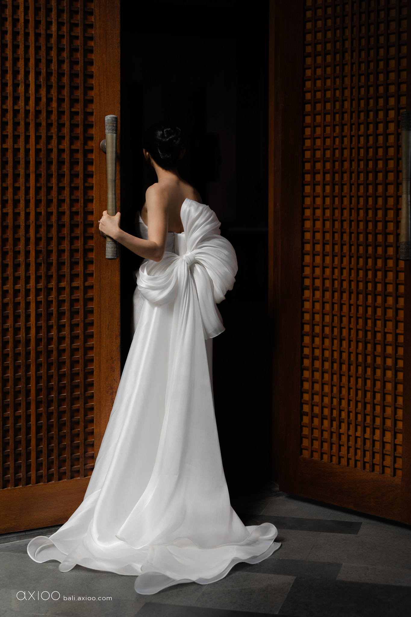 Axioo: Drama, Heat, and Romance
